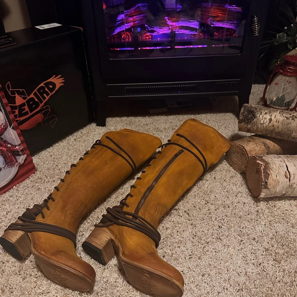 Freebird Women's Lace Up Boots in Brown - Picture 8 of 10